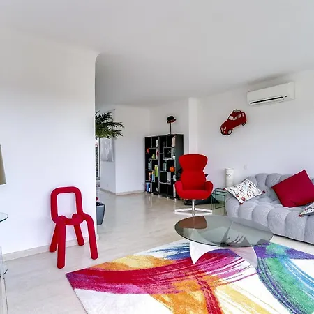 Upstays Sea View Terrace 82m2 Carnot 아파트 *